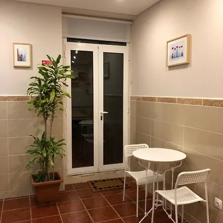 Konukevi Haobo Center 2*