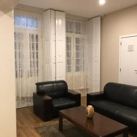 Konukevi Haobo Center 2*
