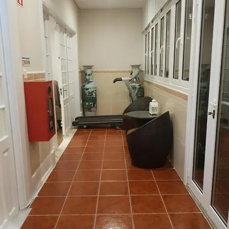 Haobo Center Konukevi Porto